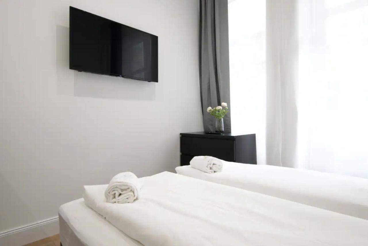 Studio Apartments By Hi5- Apartment In Downtown Budapest Eksteriør bilde